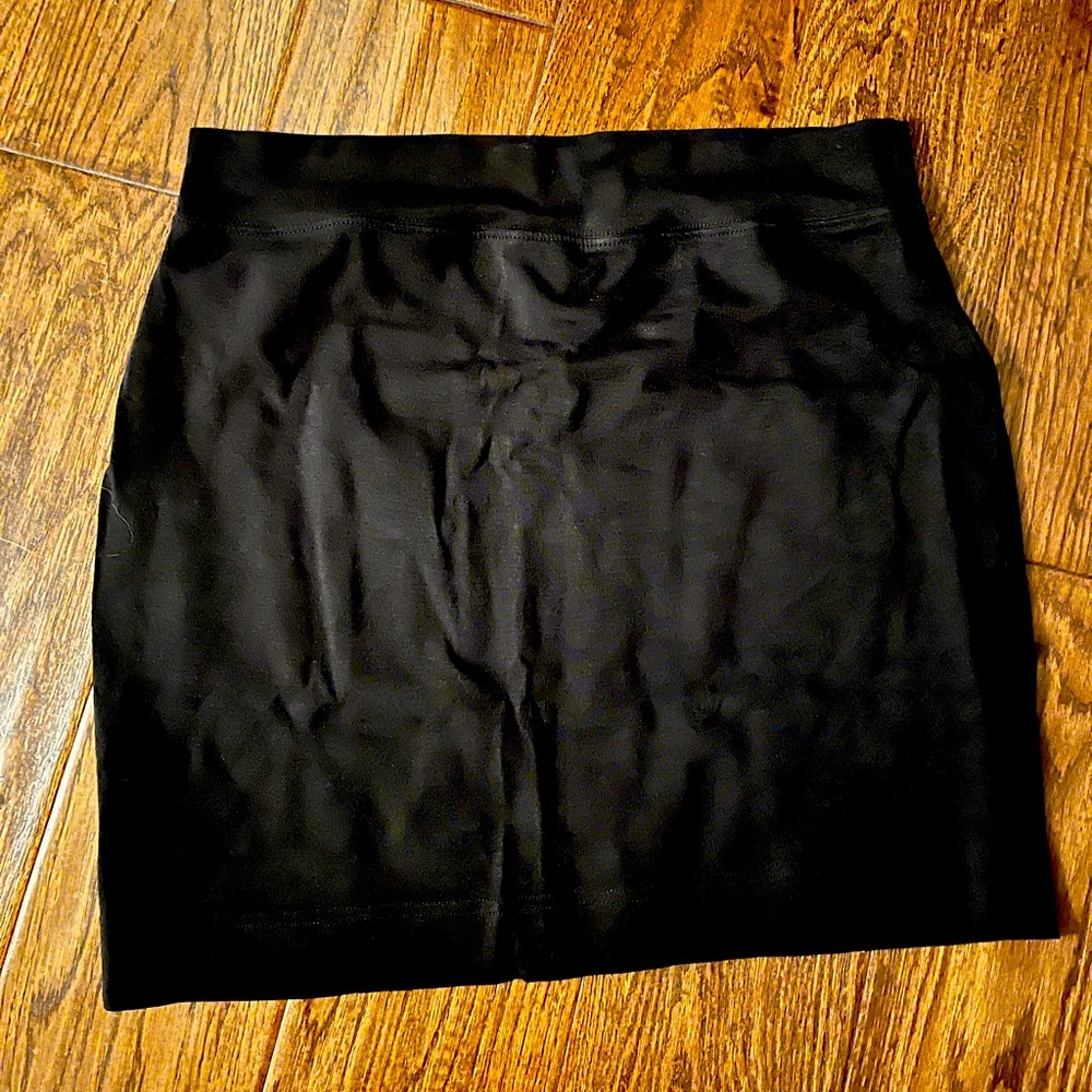 Classic Black Women's Mini Skirt